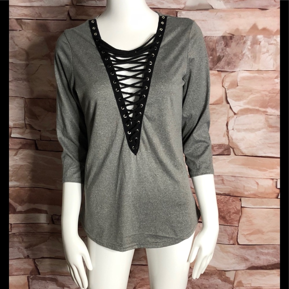 Rue 21 woman top size S